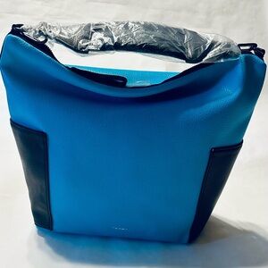 NWT Tahari City Sport Hobo bag in Aqua/Black